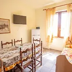 Casa Del Duca - Goelba Daire *